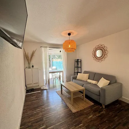 Lägenhet Cosy Avec Grande Terrasse Proche Et *