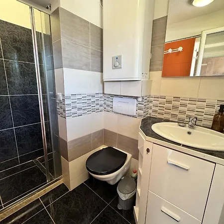 Apartment Terrasse A Classe Meuble De Tourisme *