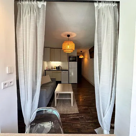 Apartment Cosy Renove Avec Grande Terrasse Proche Et Sainte-Maxime