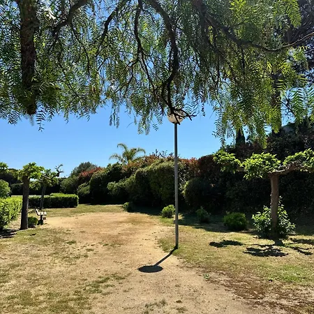 Cosy Renove Avec Grande Terrasse Proche Et Sainte-Maxime